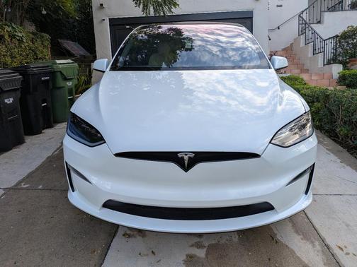 White 2023 Tesla Model X Plaid