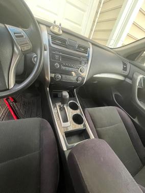 Black 2013 Nissan Altima 2.5 S