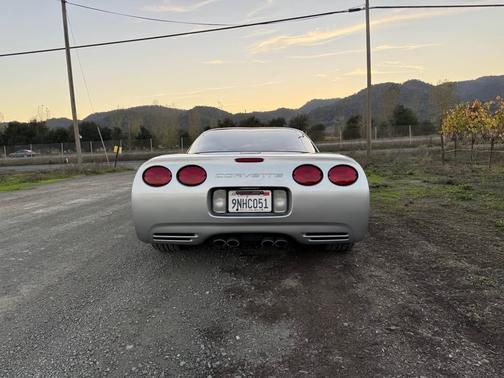 2003 Chevrolet Corvette Base