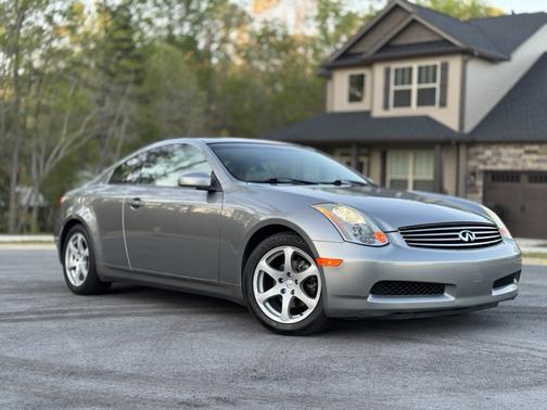 2003 INFINITI G35 Base