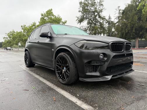 Black 2018 BMW X5 M Base
