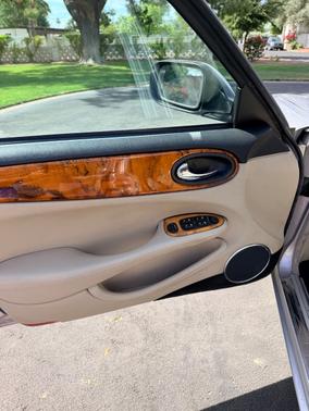 Silver 2002 Jaguar XJ8 Sport