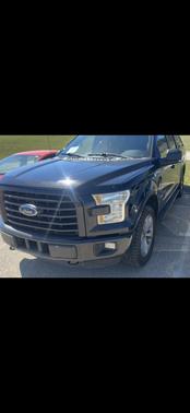Black 2016 Ford F-150 XLT