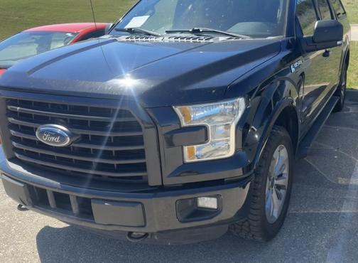 Black 2016 Ford F-150 XLT