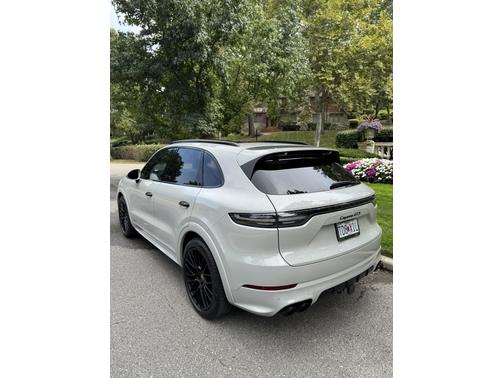 2021 Porsche Cayenne Cayenne GTS Coupe