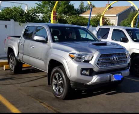 2017 Toyota Tacoma TRD Sport