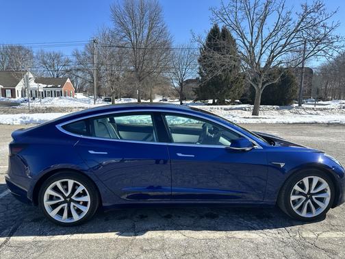 2020 Tesla Model 3 Long Range