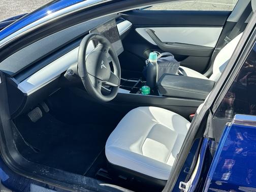 2020 Tesla Model 3 Long Range