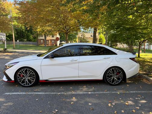 White 2023 Hyundai ELANTRA N Base