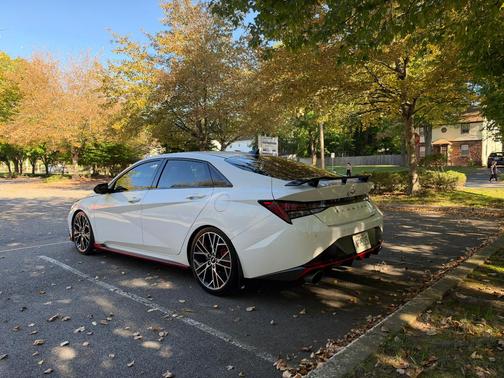 White 2023 Hyundai ELANTRA N Base