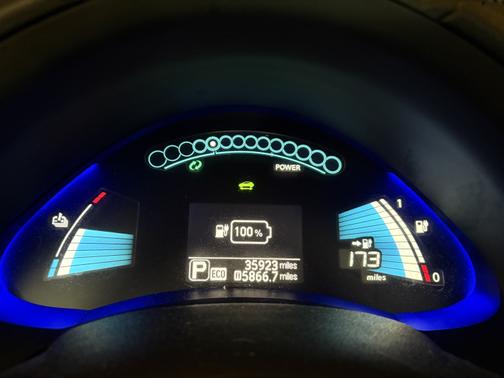 2017 Nissan Leaf SV