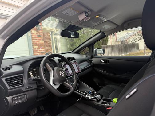 2024 Nissan Leaf SV PLUS