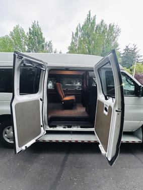 2011 Ford E250 Cargo