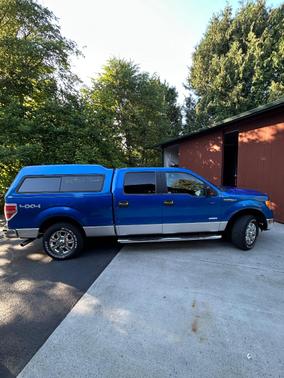 Blue 2011 Ford F-150 XLT