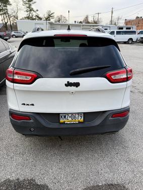 2016 Jeep Cherokee Altitude
