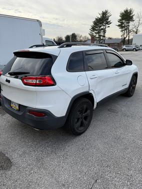 2016 Jeep Cherokee Altitude