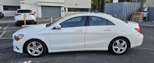 2017 Mercedes-Benz CLA 250 Base