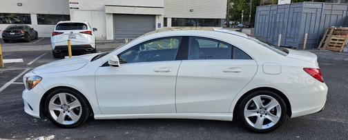 2017 Mercedes-Benz CLA 250 Base
