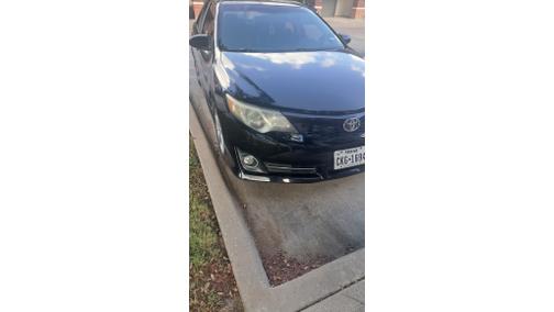 Black 2013 Toyota Camry SE