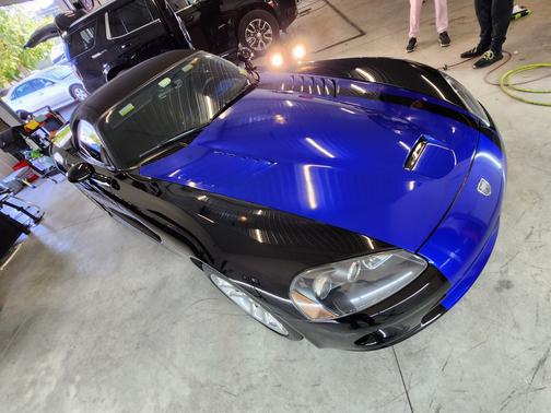 2004 Dodge Viper SRT-10