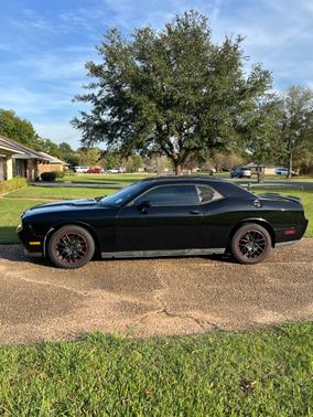 2014 Dodge Challenger SXT