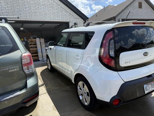 2016 Kia Soul Base