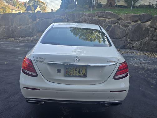 2019 Mercedes-Benz E-Class E 300 4MATIC