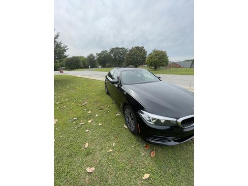 2019 BMW 530 i