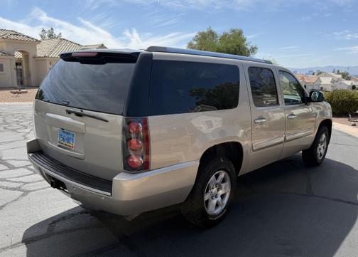 2008 GMC Yukon XL Denali