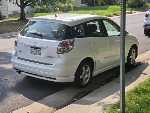 2005 Toyota Matrix Base