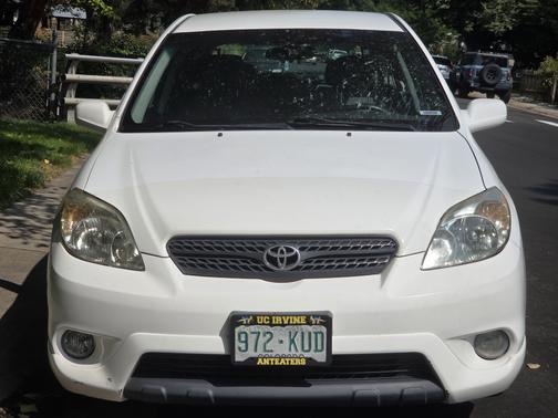 2005 Toyota Matrix Base