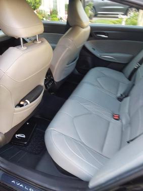 Black 2019 Toyota Avalon Hybrid Limited