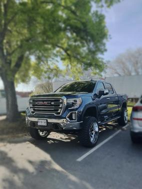 2019 GMC Sierra 1500 SLT