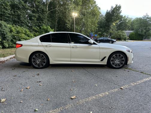 2019 BMW 530 i xDrive