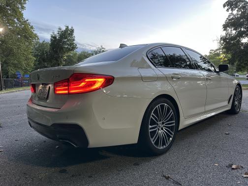 2019 BMW 530 i xDrive