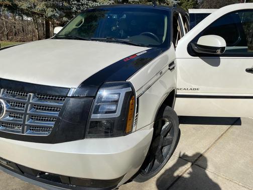2010 Cadillac Escalade Premium