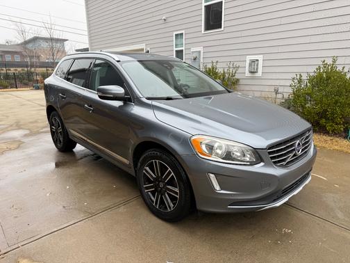 2016 Volvo XC60 T5 Premier