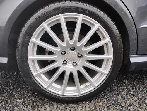Gray 2011 Mercedes-Benz E-Class E 350