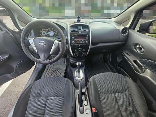 Gray 2015 Nissan Versa Note SV