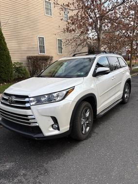 2017 Toyota Highlander Limited Platinum