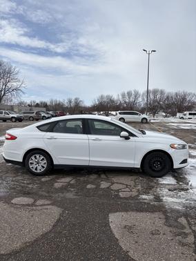 2014 Ford Fusion S
