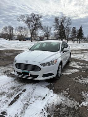 2014 Ford Fusion S