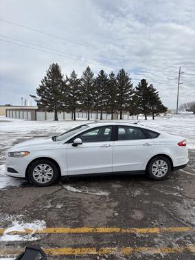 2014 Ford Fusion S