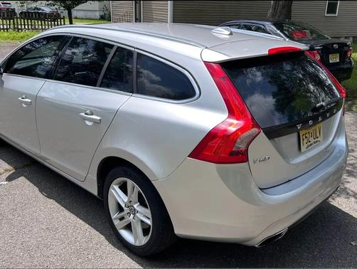 2015 Volvo V60 T5 Premier