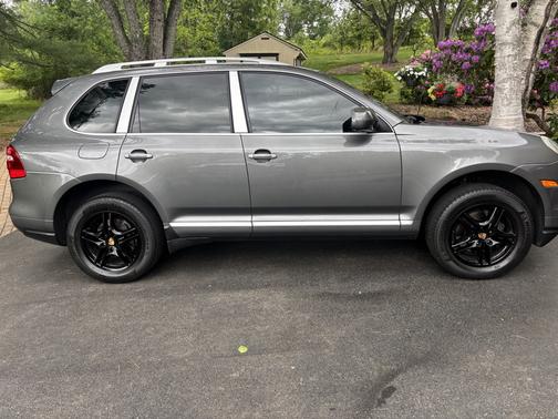 2008 Porsche Cayenne Base