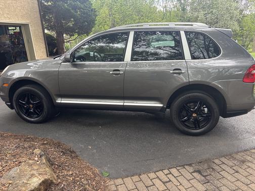 2008 Porsche Cayenne Base