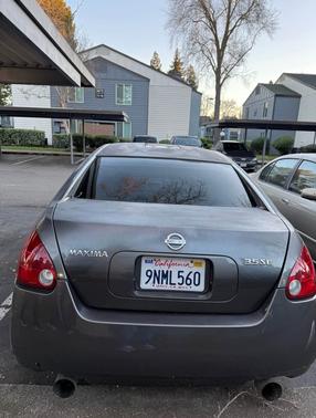 2005 Nissan Maxima SE