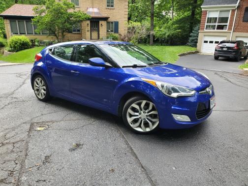 2013 Hyundai Veloster Base