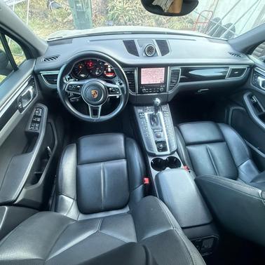 Black 2018 Porsche Macan Macan