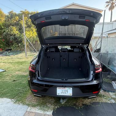 Black 2018 Porsche Macan Macan